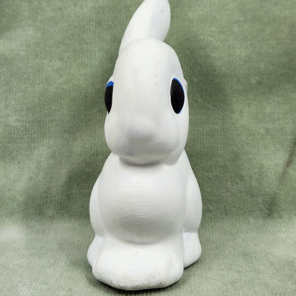 Vintage Painted 4.5" Ceramic Big Eyed Easter Bunny Decoration Matte Ceramic - Picture 2 of 10